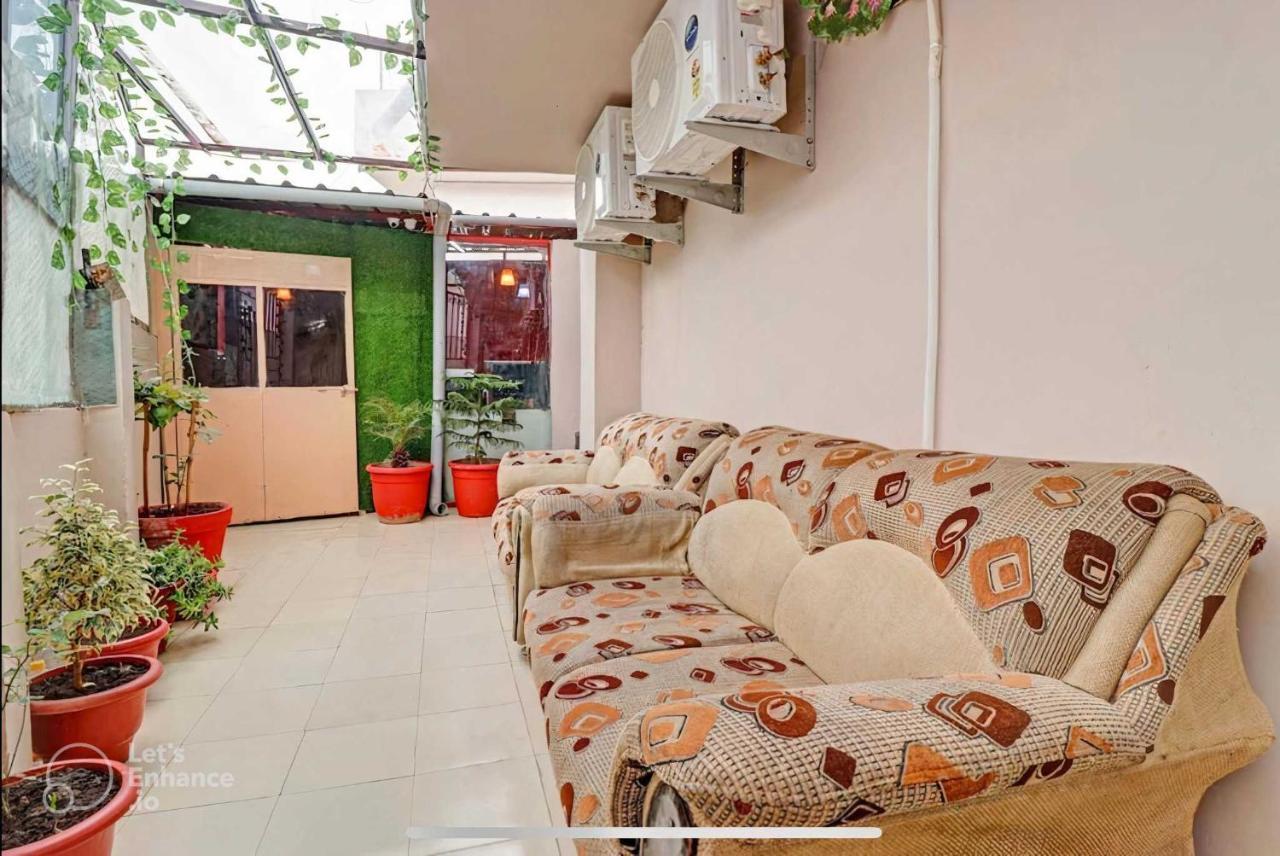 Hotel O Bottom Inn Dehradún Kültér fotó