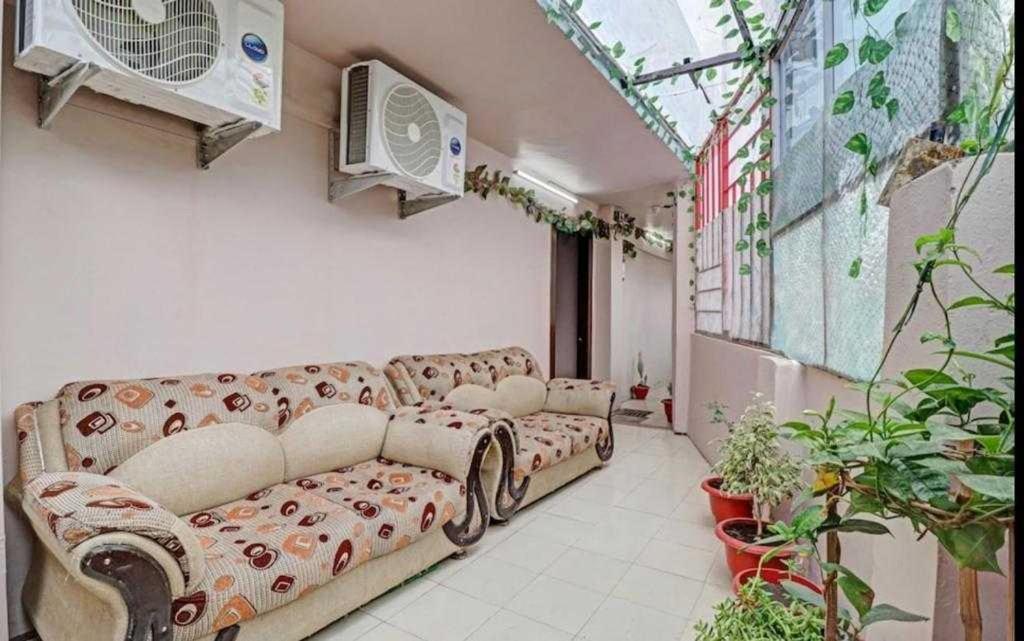 Hotel O Bottom Inn Dehradún Kültér fotó
